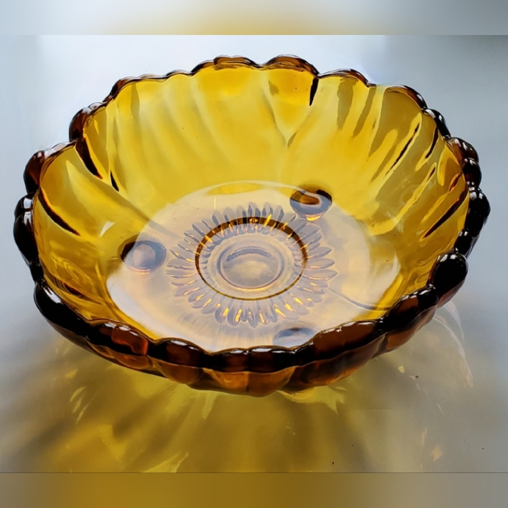 11" 🧡Vntg🌻"Petals Amber"🧡3 Toed Footed Thick 4lb 4oz Bowl by Colony🌻 - Picture 13 of 13